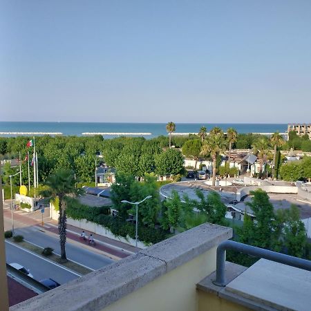 Appartement Casa Blu à Porto SantʼElpidio Extérieur photo